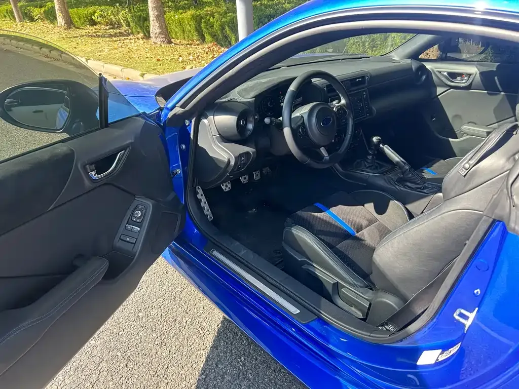 Subaru BRZ — фото 5