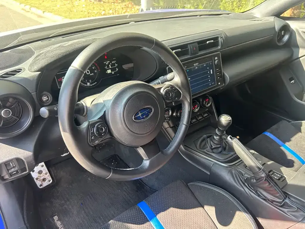 Subaru BRZ — фото 8
