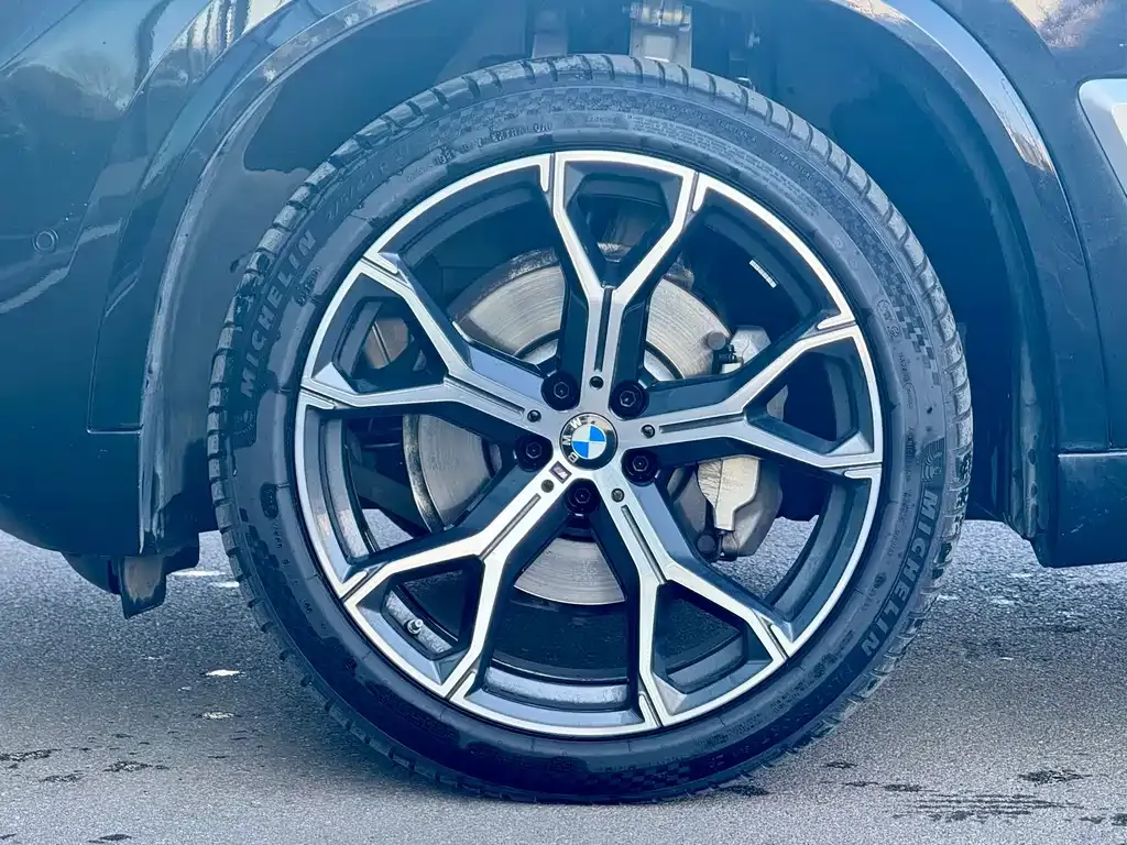 BMW X5 — фото 4