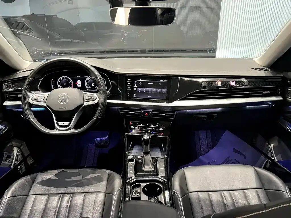 Volkswagen Passat — фото 7