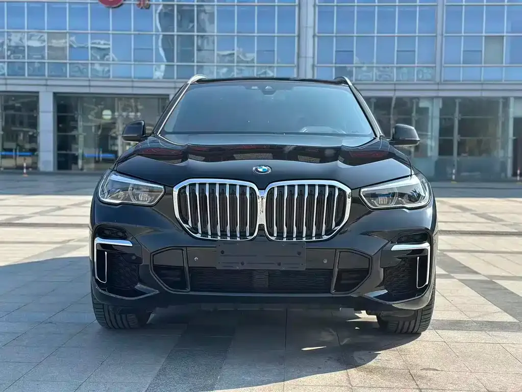 BMW X5 — фото 2