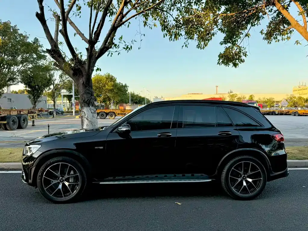 Mercedes-Benz GLC AMG — фото 3