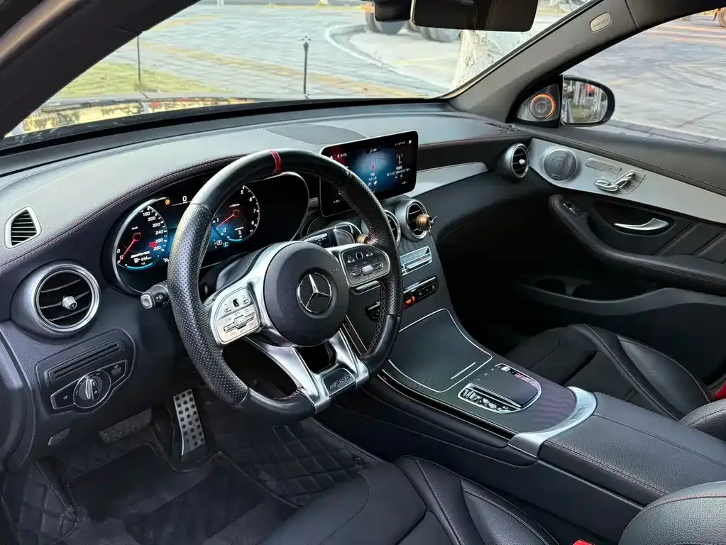 Mercedes-Benz GLC AMG — фото 4