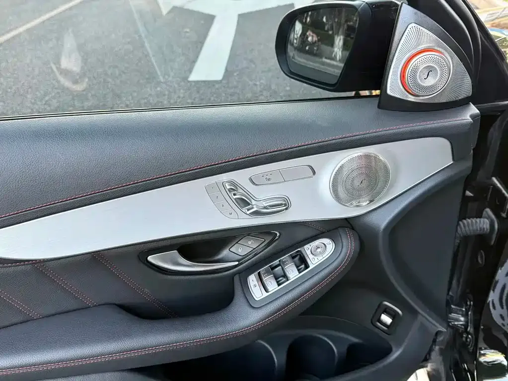Mercedes-Benz GLC AMG — фото 6