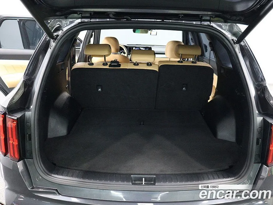 Kia Sorento — фото 5