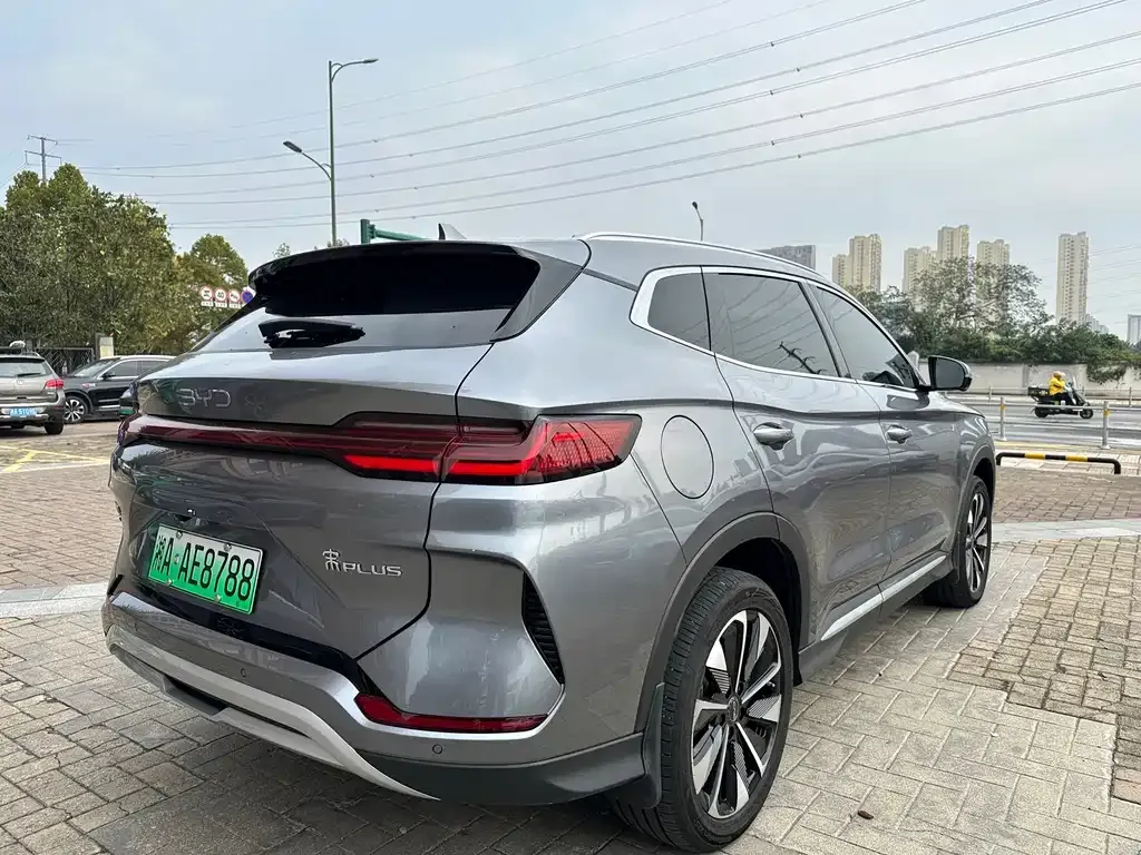 BYD PLUS New Energy — фото 7