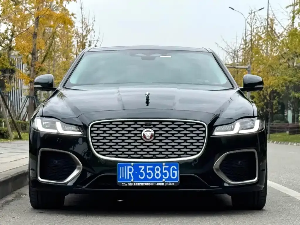 Jaguar XFL — фото 2