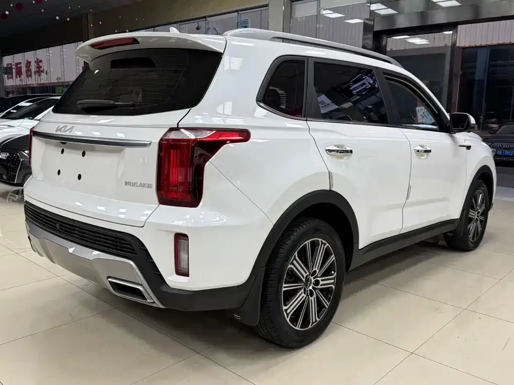Kia Sportage — фото 6