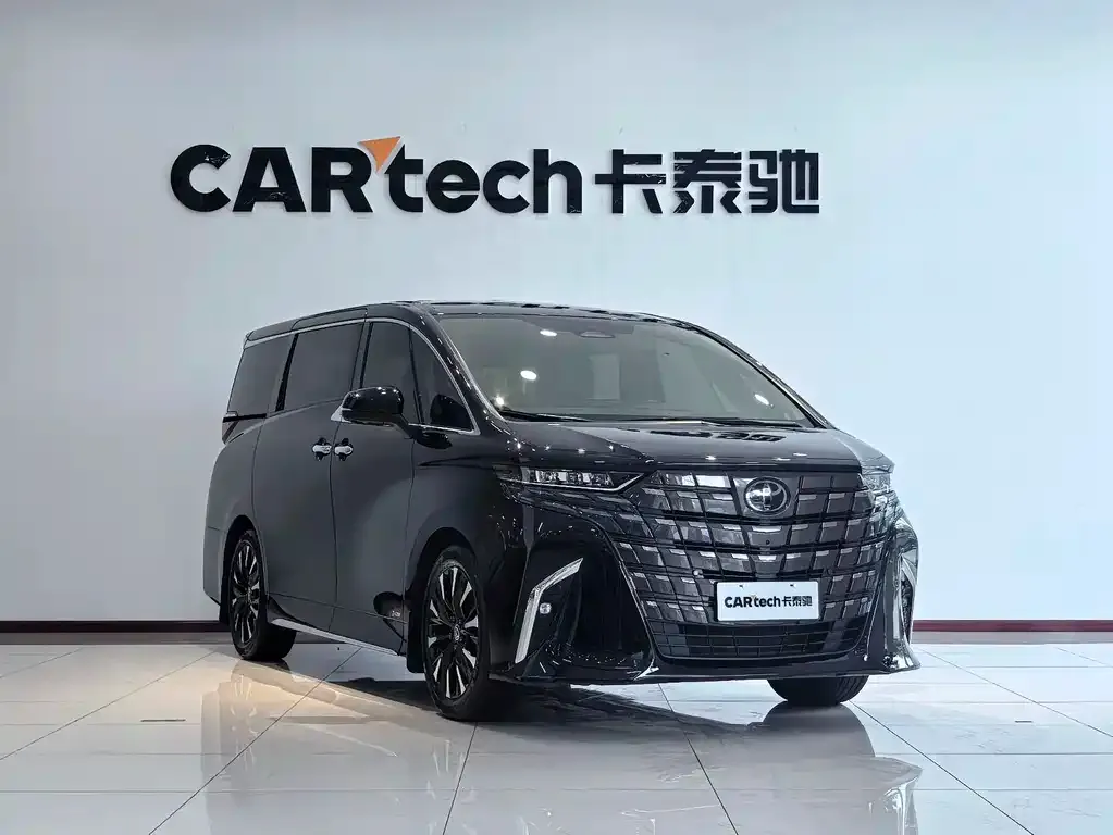 Toyota Alphard — фото 3