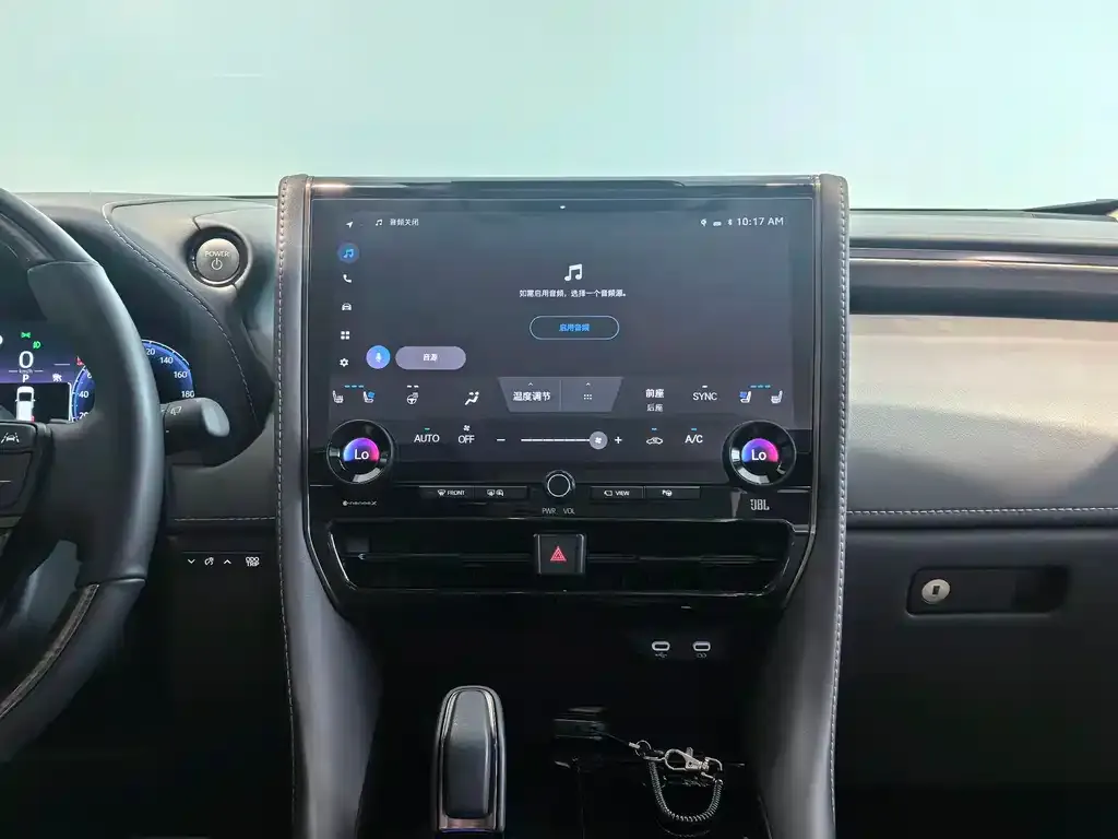Toyota Alphard — фото 6