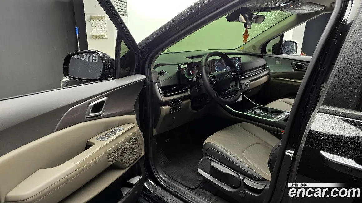 Kia Carnival — фото 10