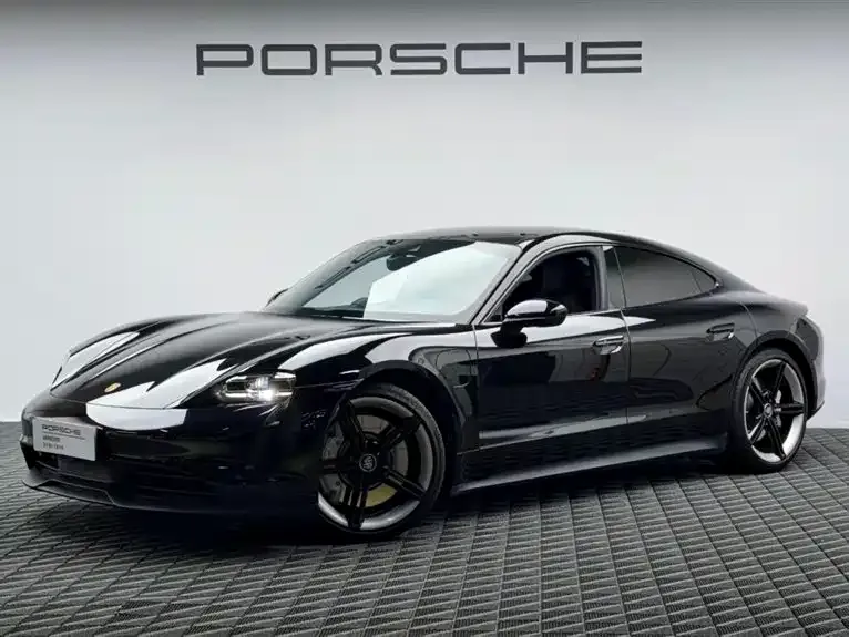 Porsche Taycan — фото 1
