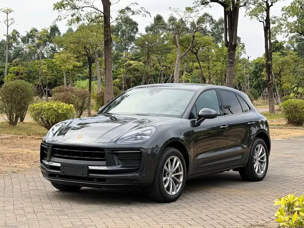 Porsche Macan — фото 1