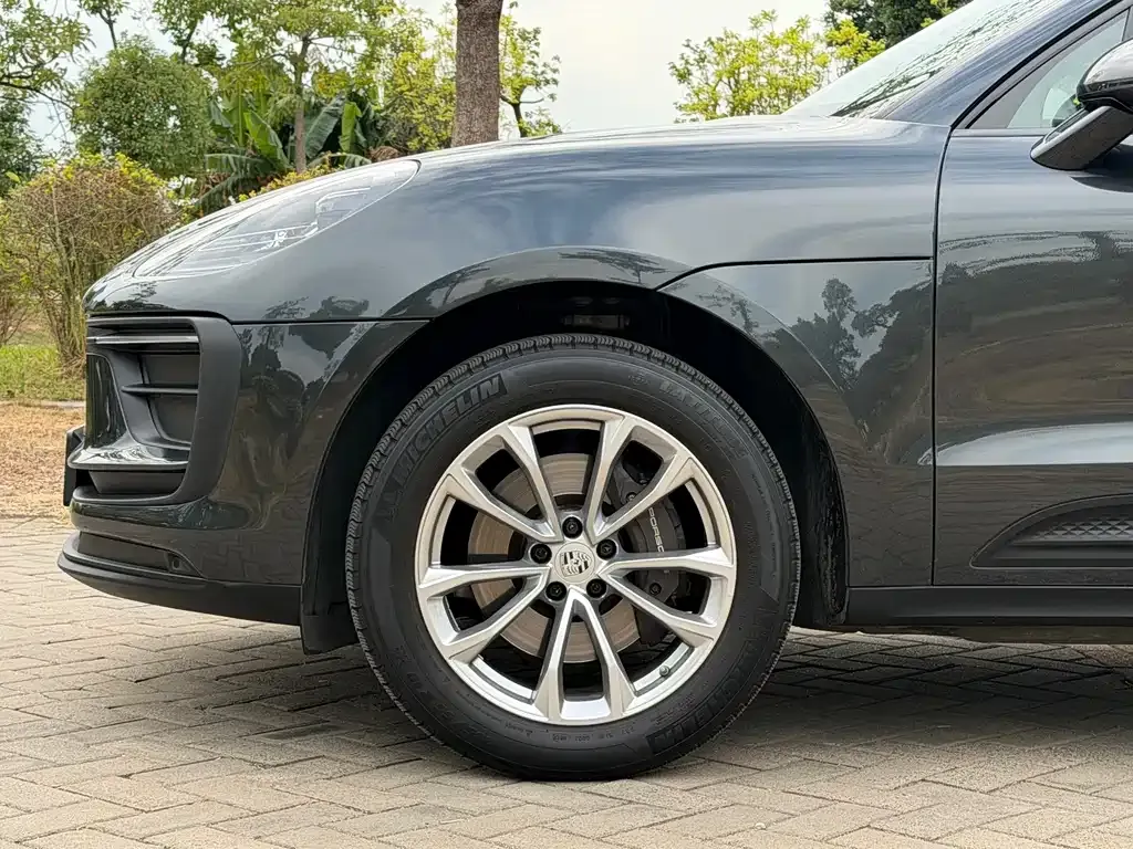 Porsche Macan — фото 5