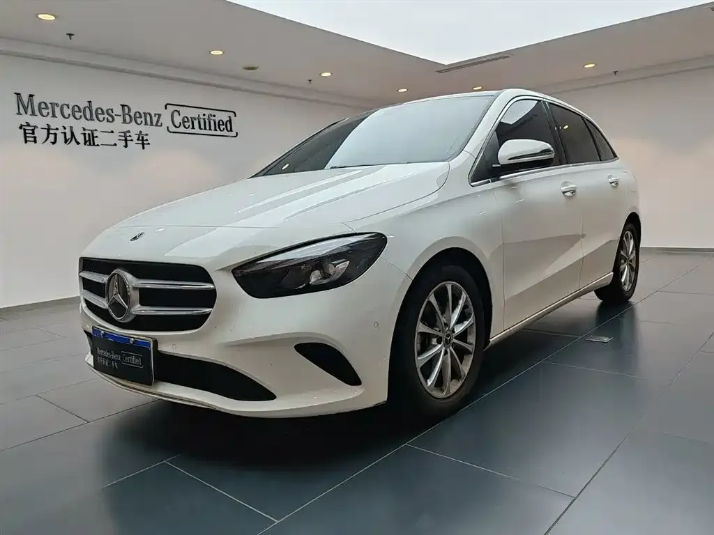 Mercedes-Benz B-Class — фото 1