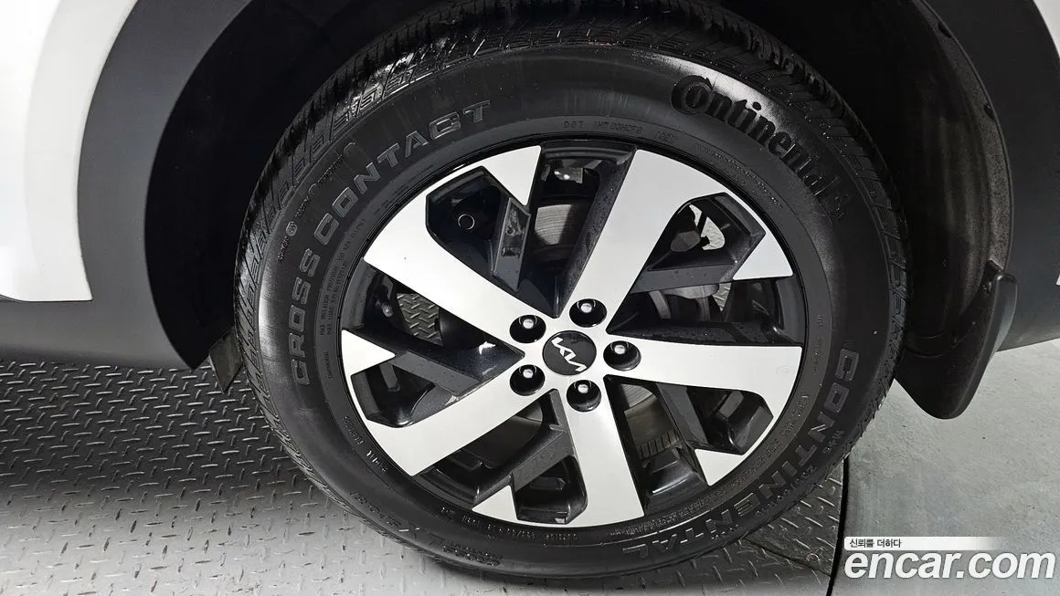 Kia Sorento — фото 5