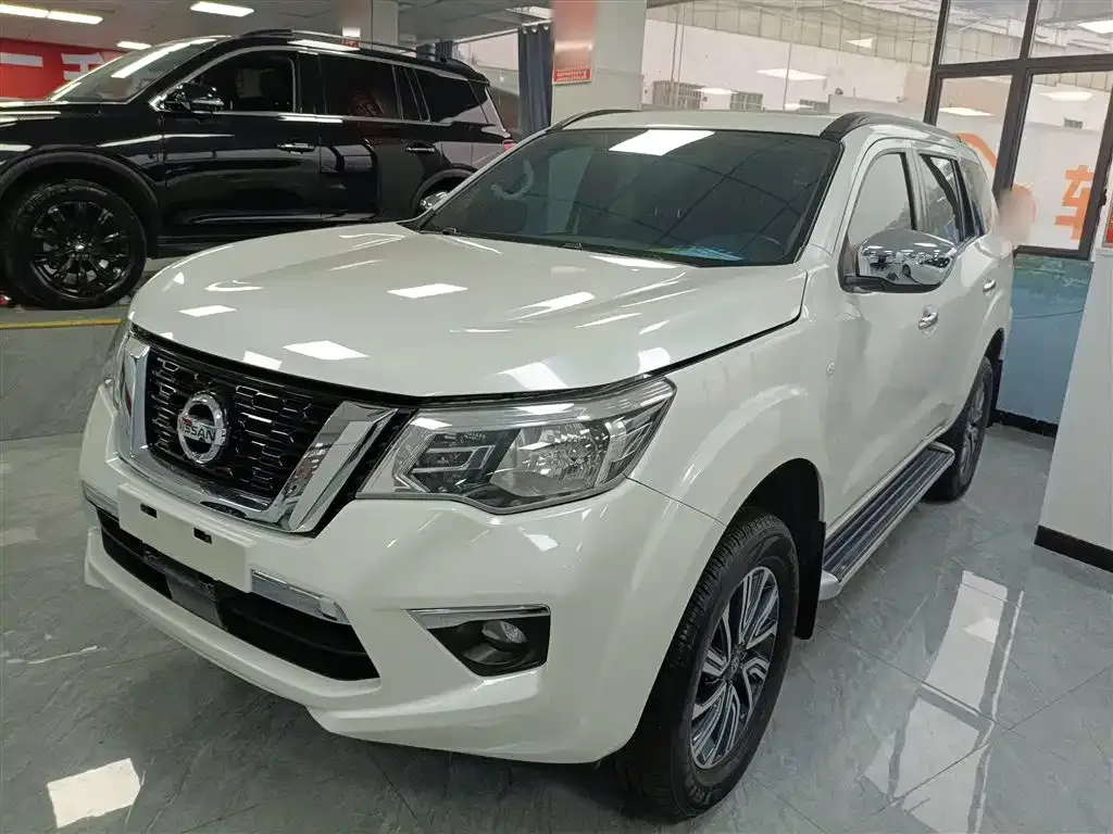 Nissan Terra — фото 2