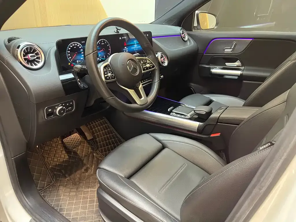 Mercedes-Benz GLA — фото 7