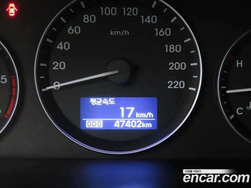 Hyundai Starex — фото 10