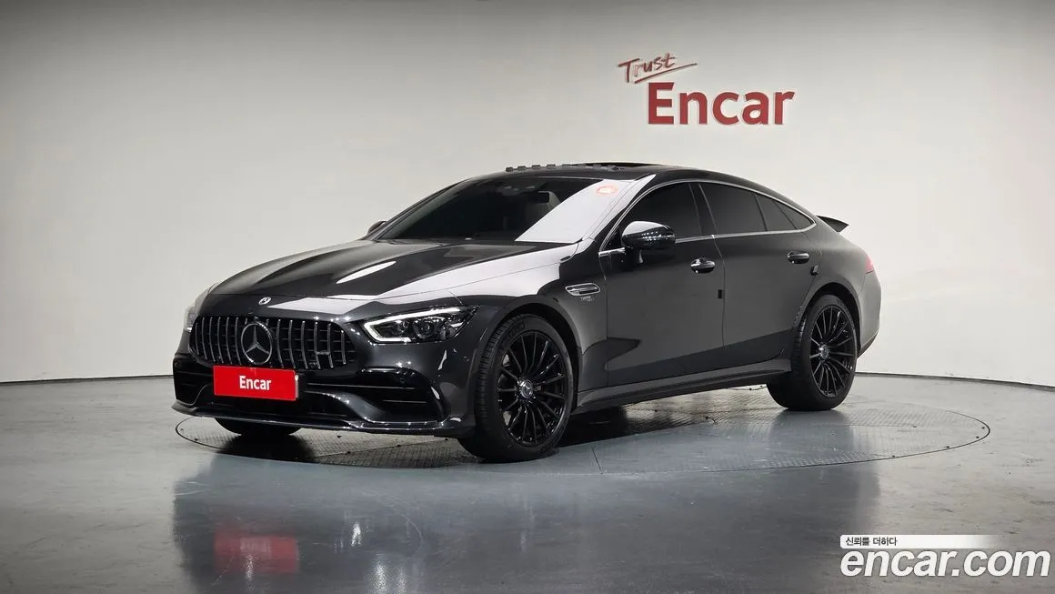 Mercedes-Benz AMG GT — фото 1