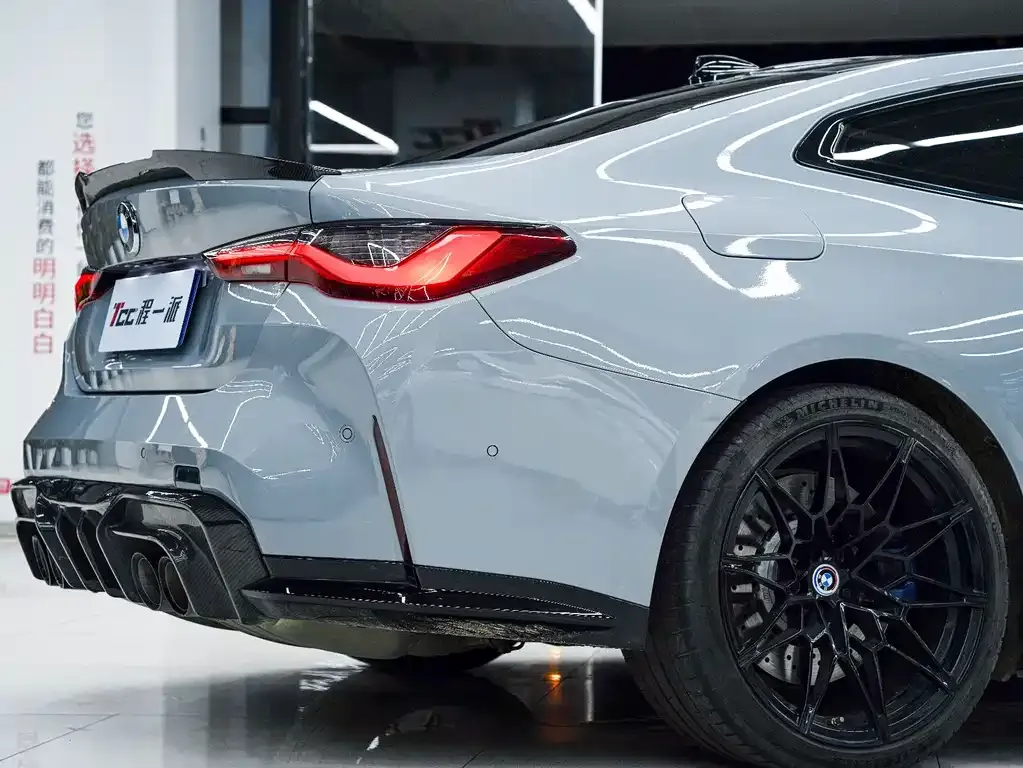 BMW M4 — фото 9
