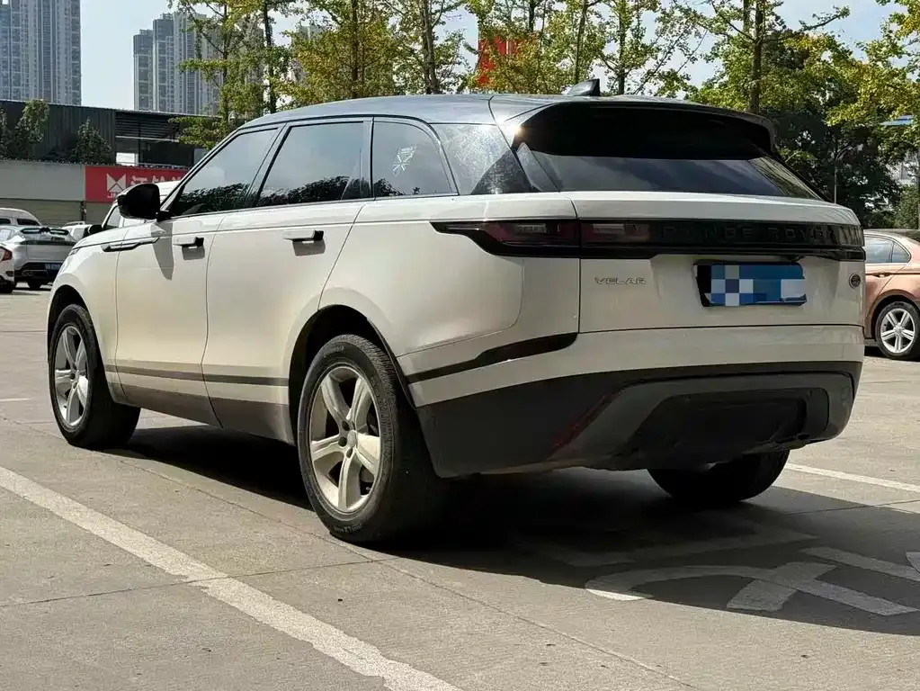 Land Rover Velar — фото 9