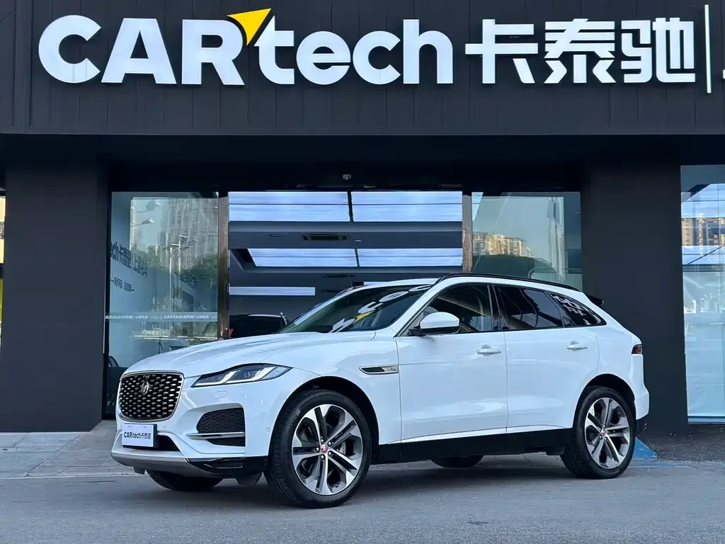Jaguar F-PACE — фото 1