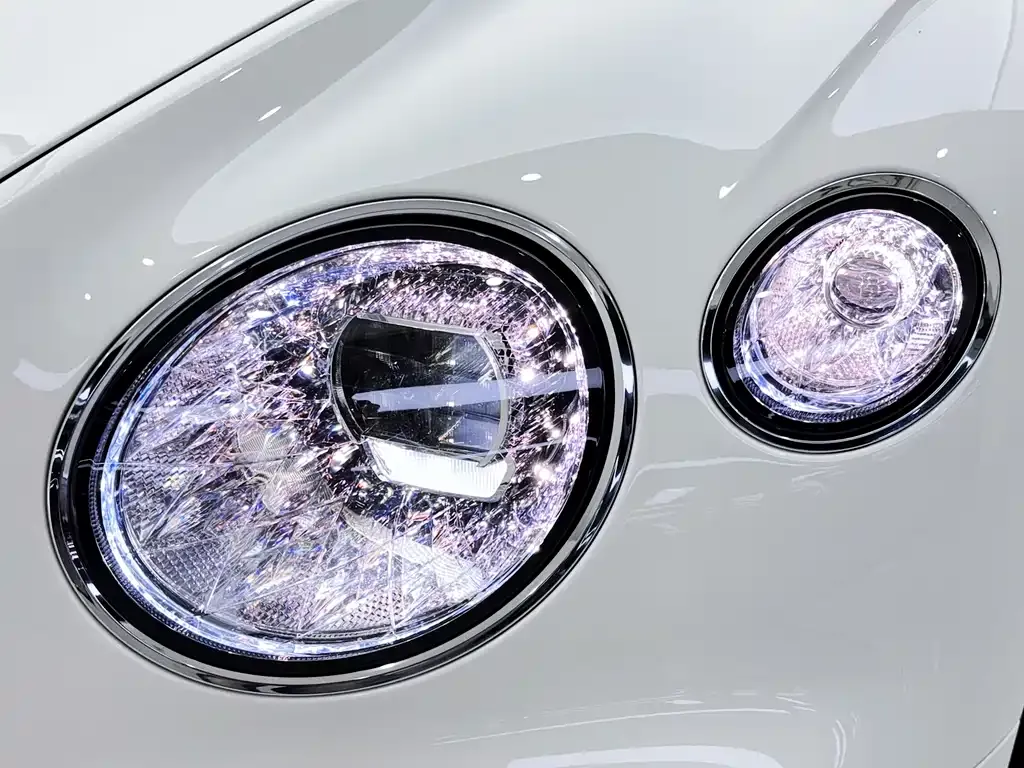 Bentley Continental — фото 8