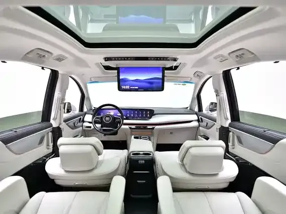 Buick GL8 Hybrid — фото 10