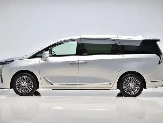 Buick GL8 Hybrid — фото 4