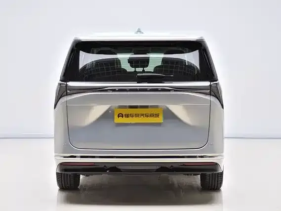 Buick GL8 Hybrid — фото 7