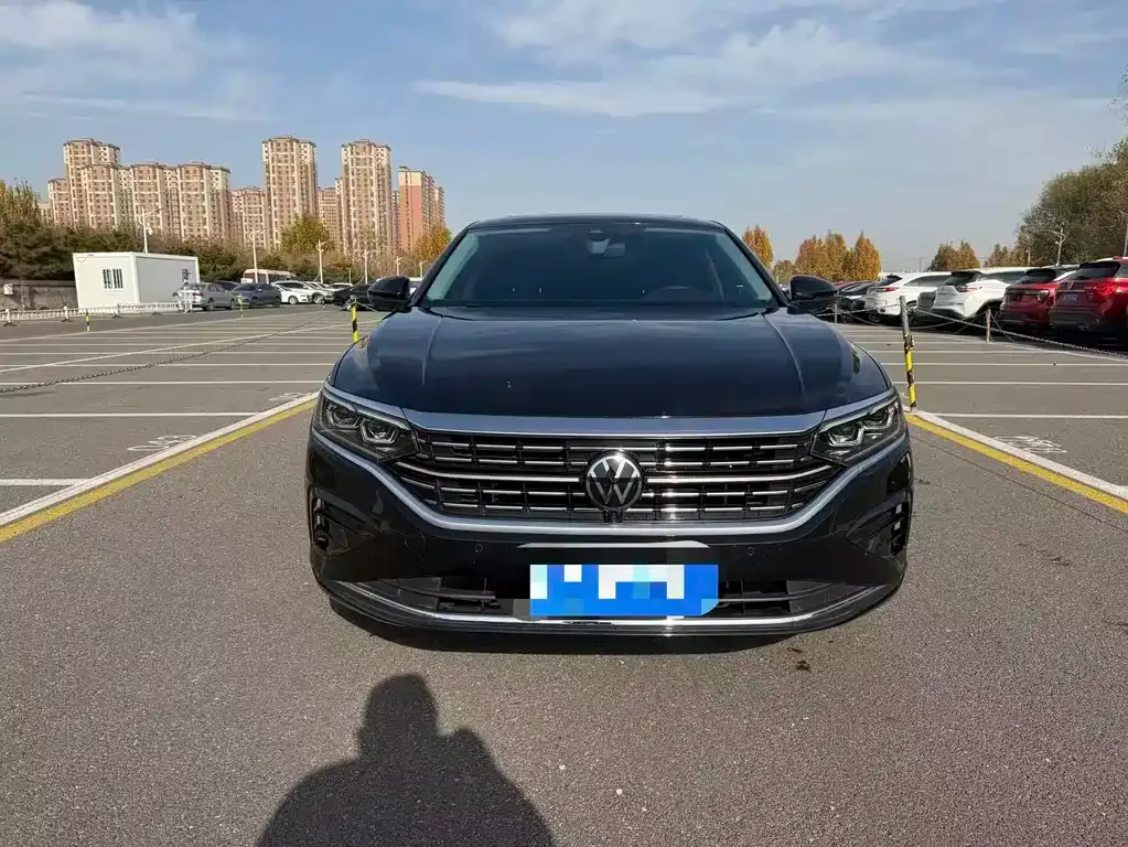 Volkswagen Passat — фото 2
