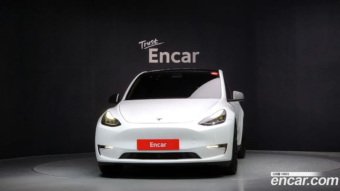 Tesla Model Y — фото 3