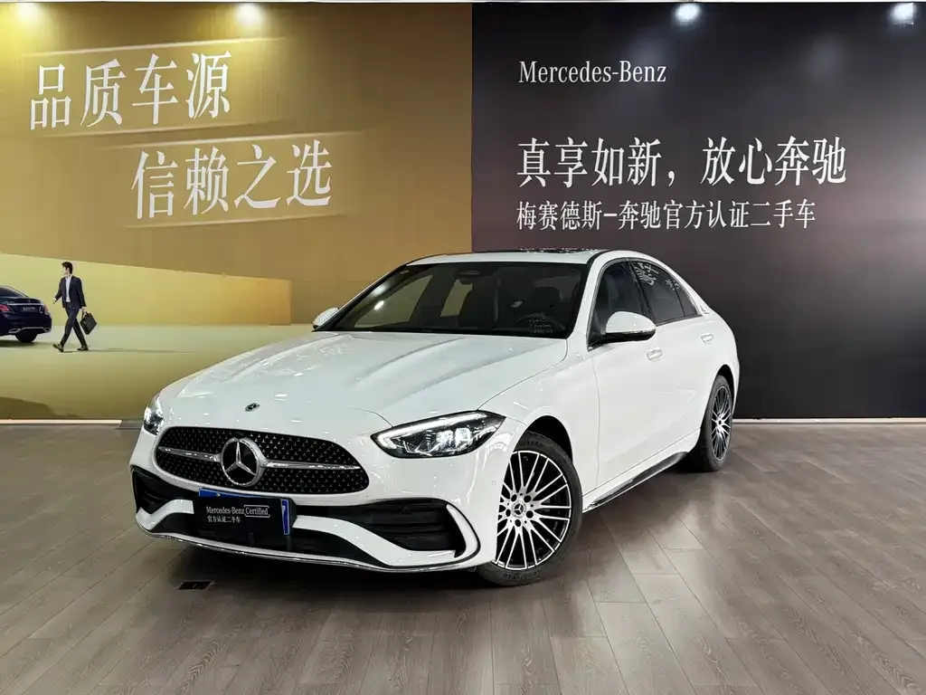 Mercedes-Benz C-Class — фото 1