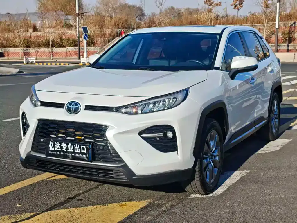 Toyota Wildlander — фото 1