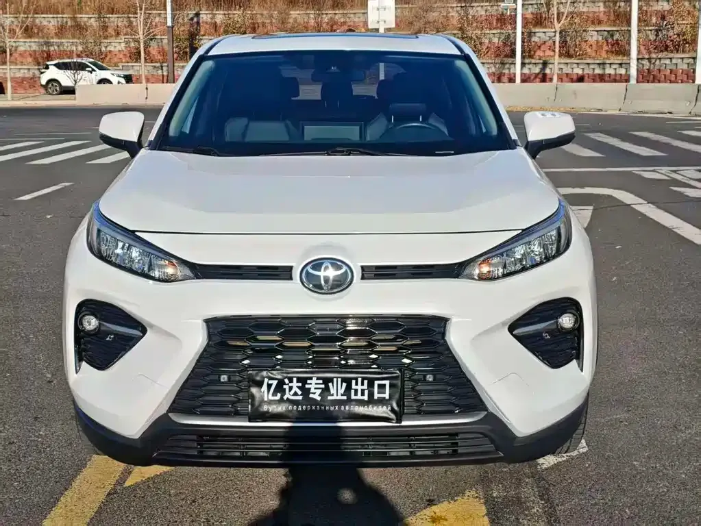 Toyota Wildlander — фото 2