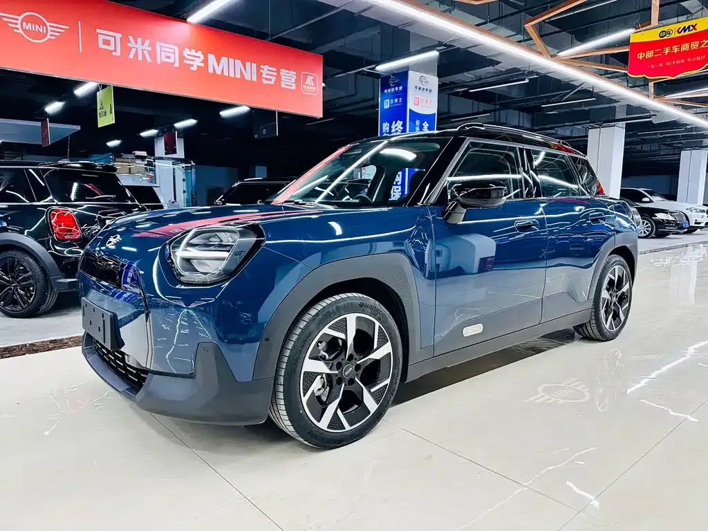MINI Aceman EV — фото 1