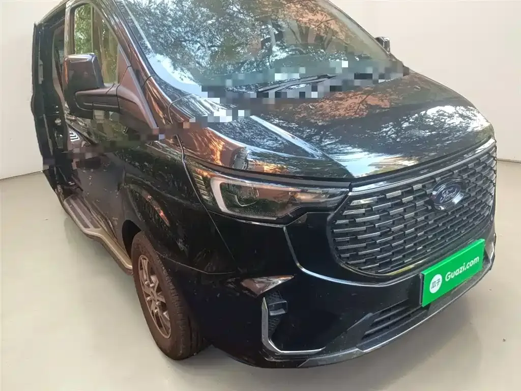 Ford Tourneo — фото 4
