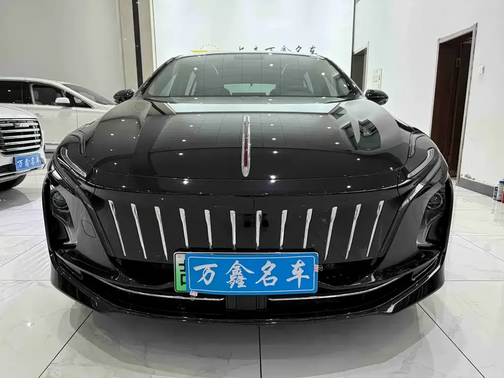 Hongqi E-QM5 — фото 2