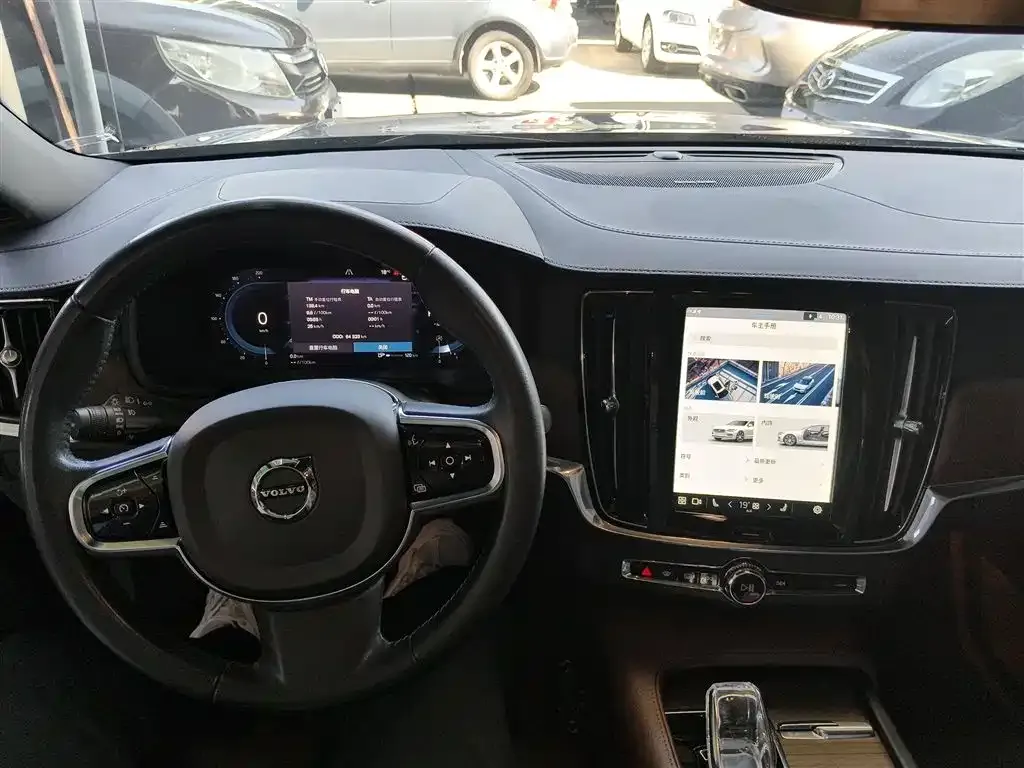 Volvo S90 — фото 10