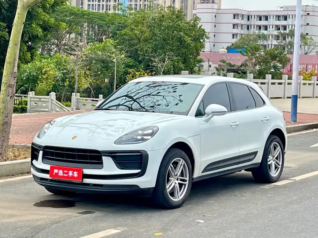Porsche Macan — фото 1