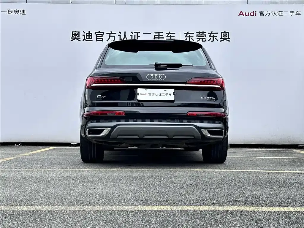 Audi Q7 — фото 5
