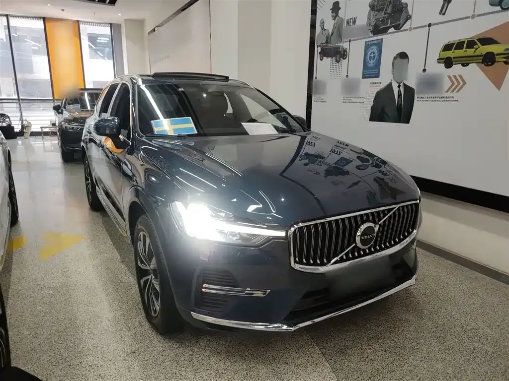 Volvo XC60 — фото 4