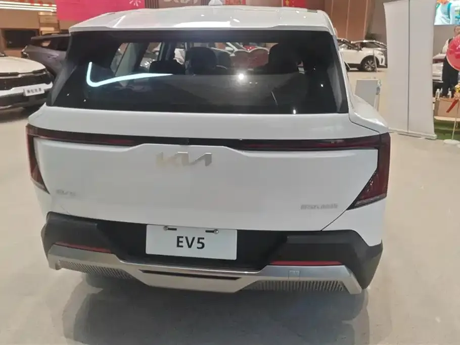 Kia EV5 — фото 3