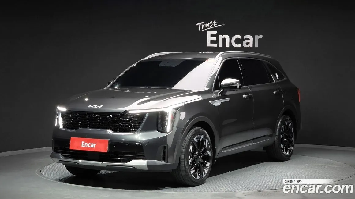 Kia Sorento — фото 1