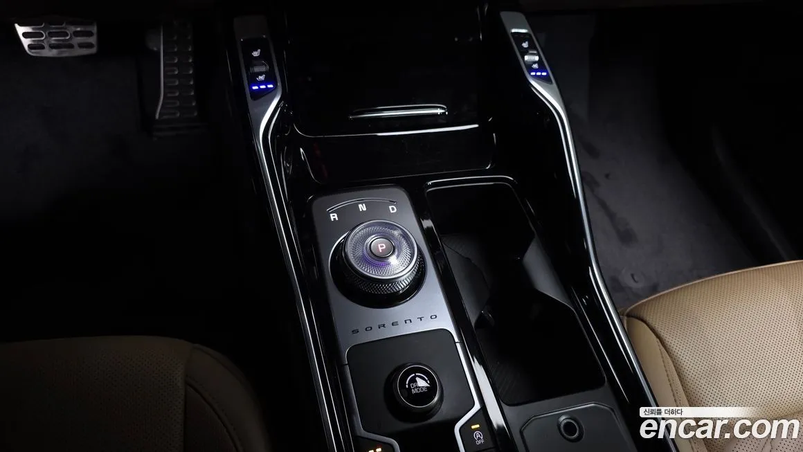 Kia Sorento — фото 9