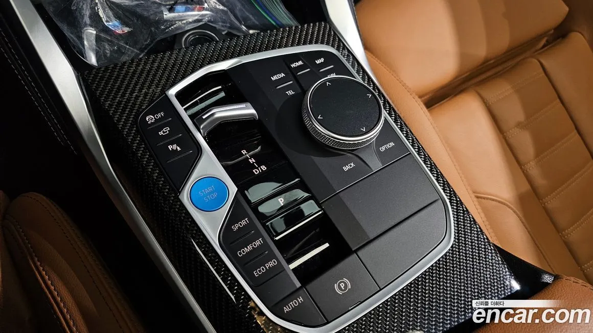 BMW i4 — фото 9