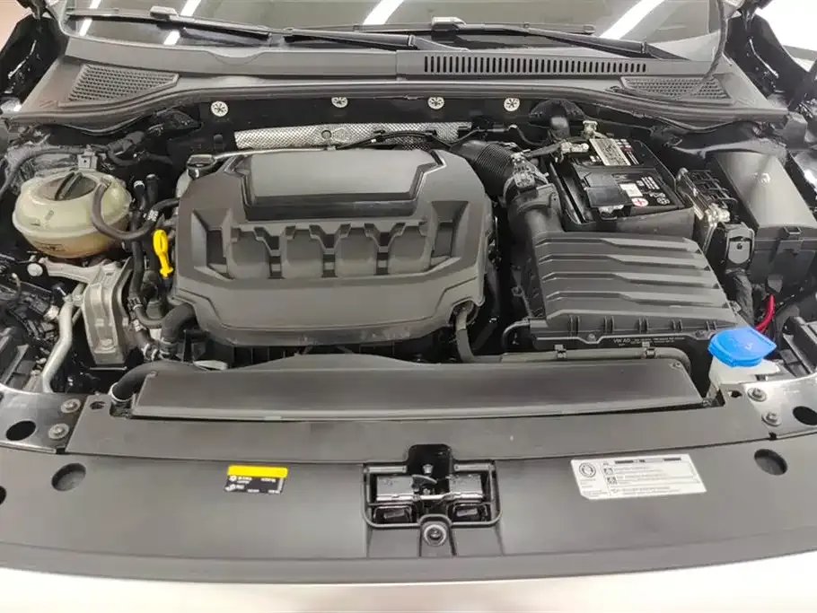 Volkswagen Passat — фото 10