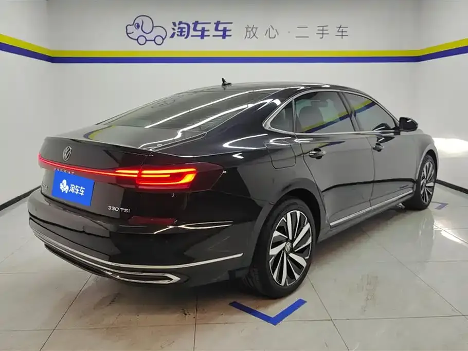 Volkswagen Passat — фото 3