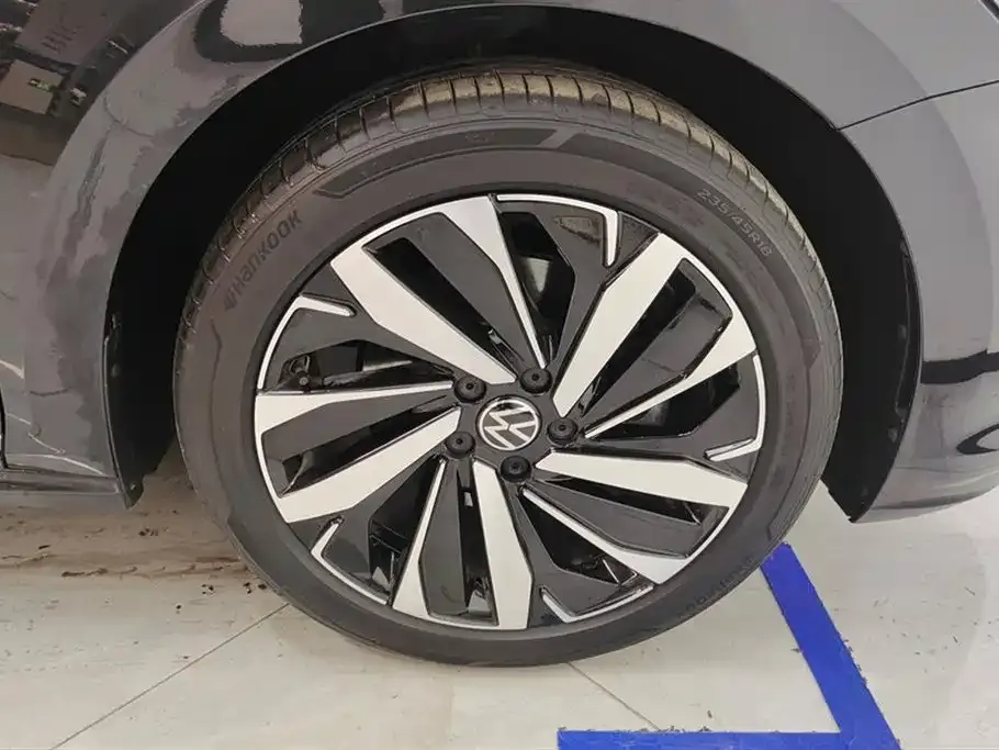 Volkswagen Passat — фото 6
